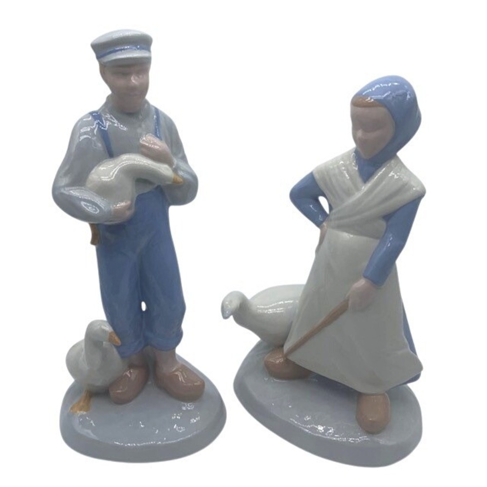 Vintage 70s Cottagecore Duncan Ceramics Boy Girl Geese Figurines 9" Farmhouse